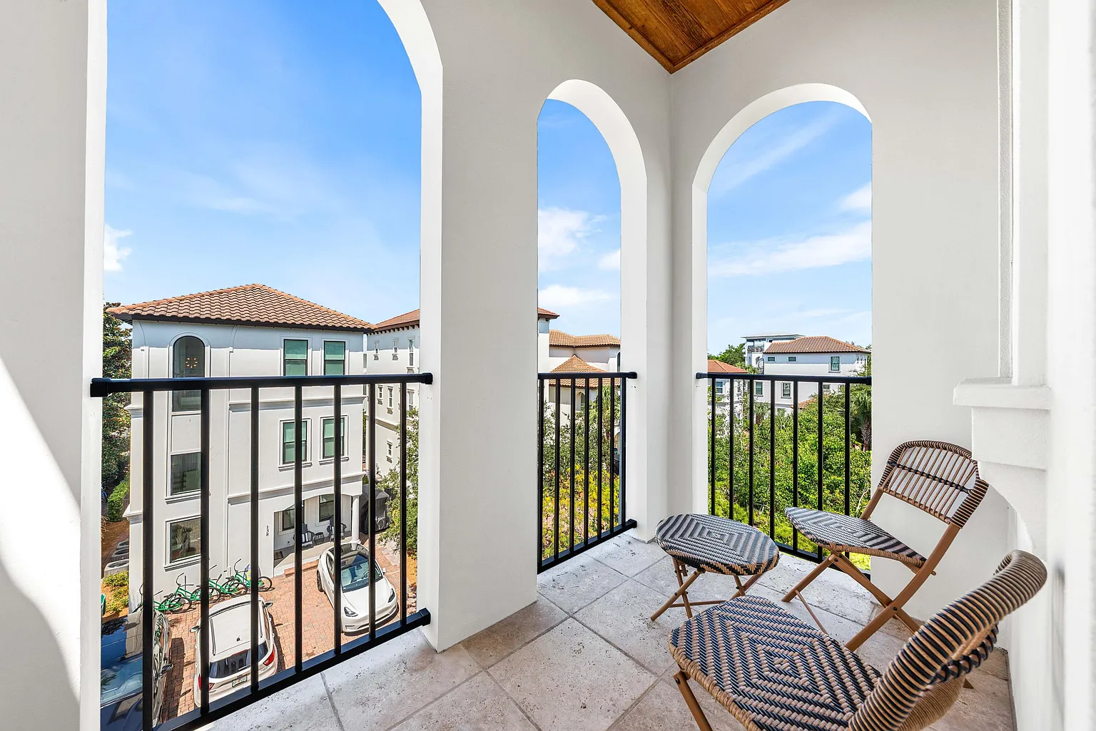 Arched balcony seating